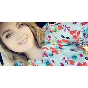 Meet your Posher, Lacey